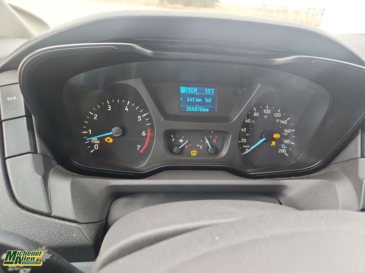 2016-ford-transit-image-21