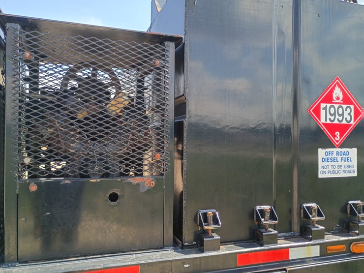 2005-ford-f750-image-86