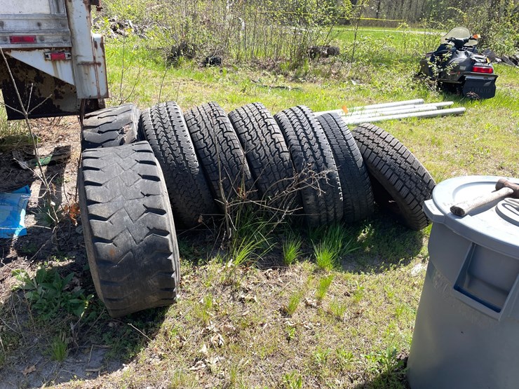 #2854-•-(8)-tires-(or)-image-3