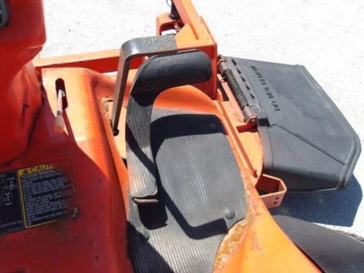2006-kubota-f3680-image-23