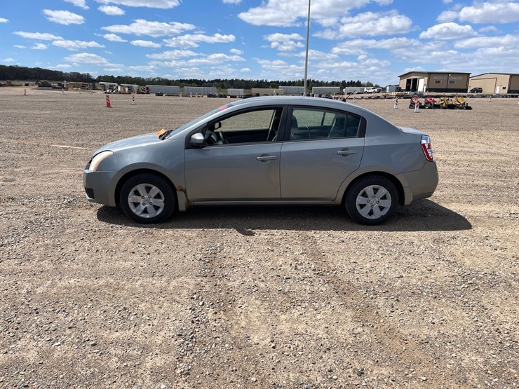 #1410-•-2007-nissan-sentra-sedan-(has-mn-title)-image-2