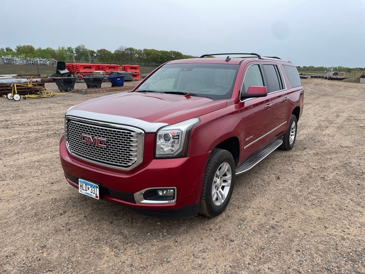 2015-gmc-yukon-denali-image-1