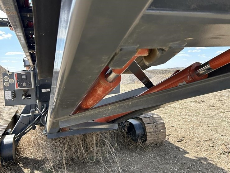 2019-superior-f42x75-image-79