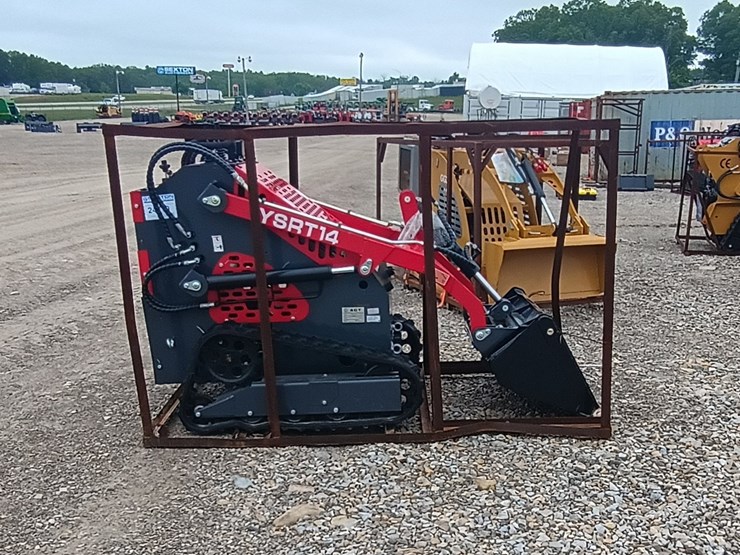 #24710-•-2025-agt-ysrt14-mini-skidsteer-image-1