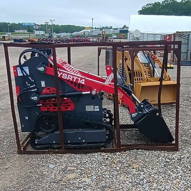 #24710 • 2025 AGT YSRT14 Mini Skidsteer