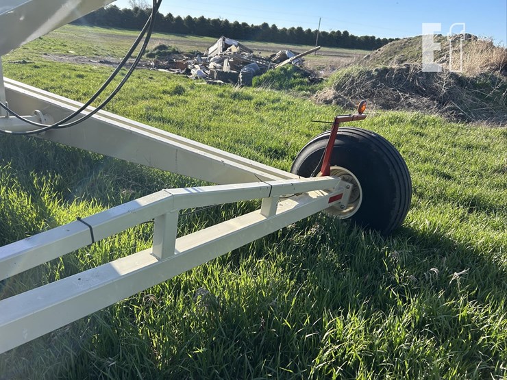 buhler-farm-king-16104-image-16