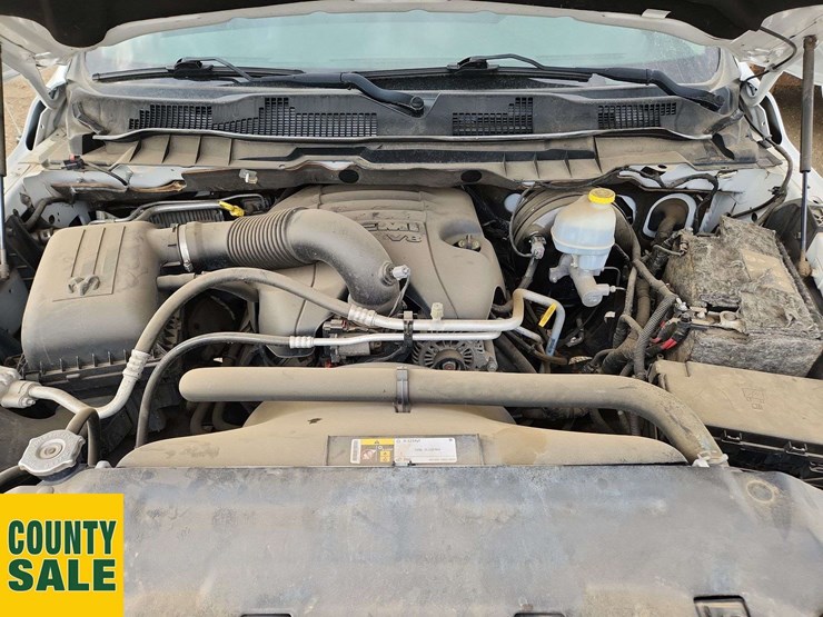 2015-dodge-1500-image-9