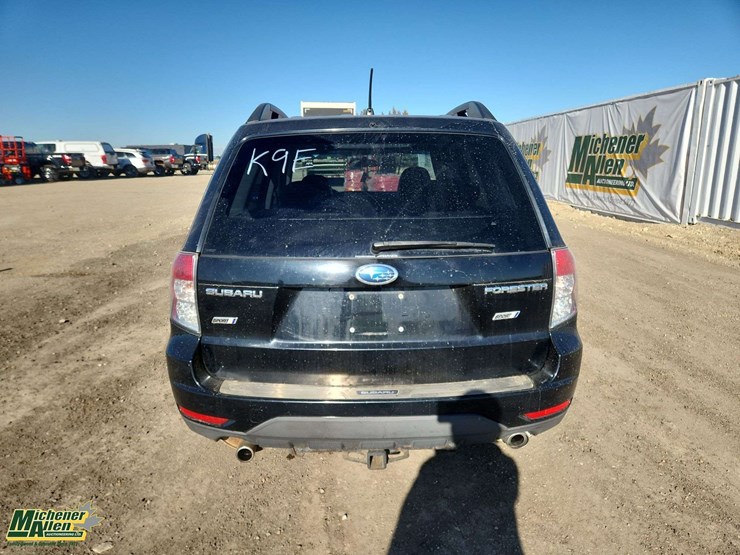 2010-subaru-forester-image-8