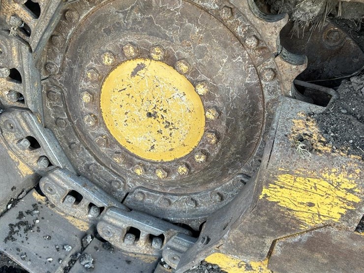2017-deere-700k-xlt-image-28