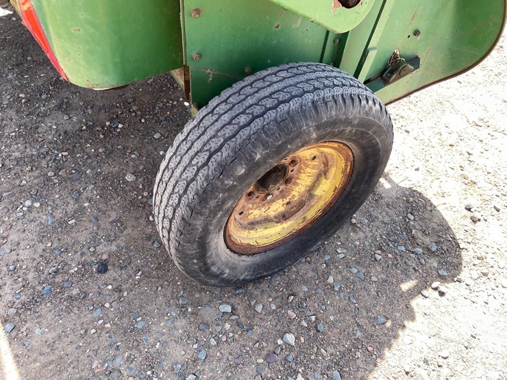 john-deere-14t-image-17