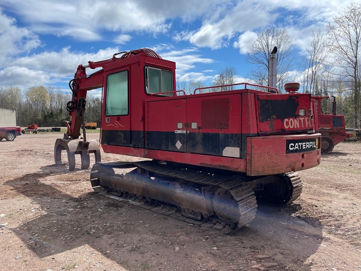 1982-caterpillar-215-image-3