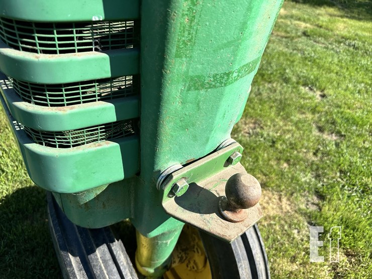 1945-john-deere-b-image-10