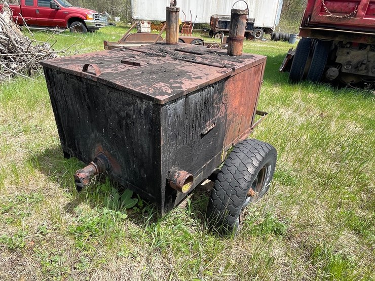 #2873-•-tar-kettle-on-trailer-(or)-image-5