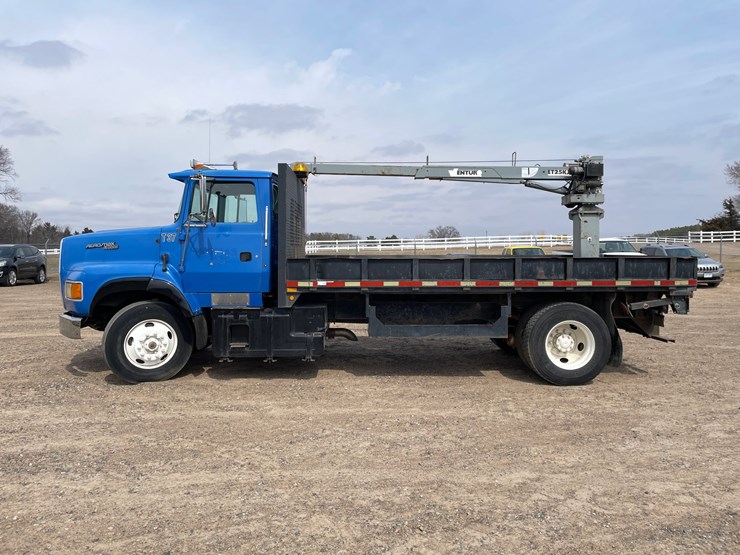 1994-ford-l9000-image-2