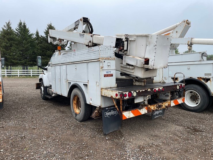 #1302-•-2003-chevrolet-c7500-boom-truck-**non-runner**(has-mn-title)-image-4