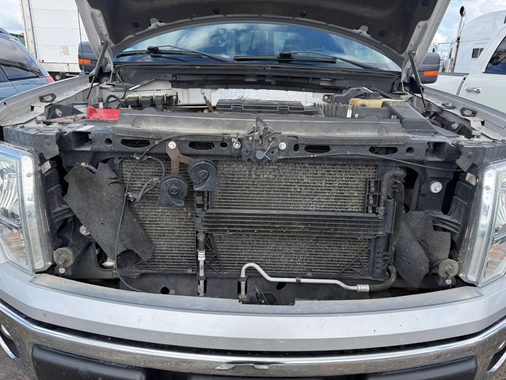 2013-ford-f150-image-35