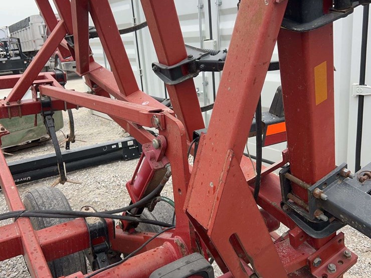 case-ih-4300-image-8