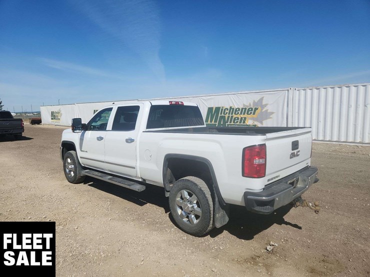 2019-gmc-sierra-2500hd-image-3