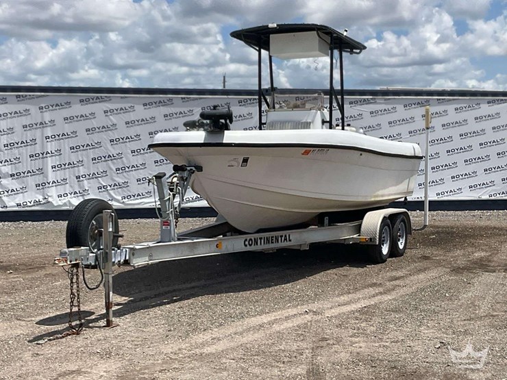 1995-cobia-194sf-with-2015-continental-t/a-boat-trailer-image-1