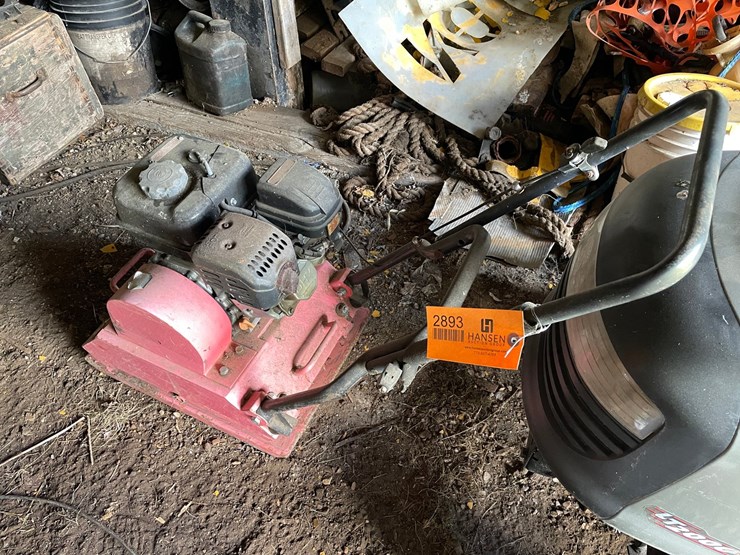 #2893-•-machinery-vibra-plate-(or)-image-1