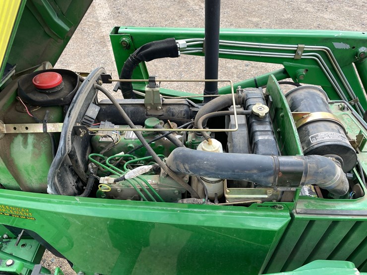 john-deere-790-image-13