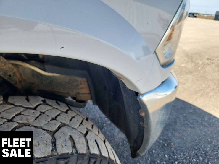 2014-dodge-2500-image-32