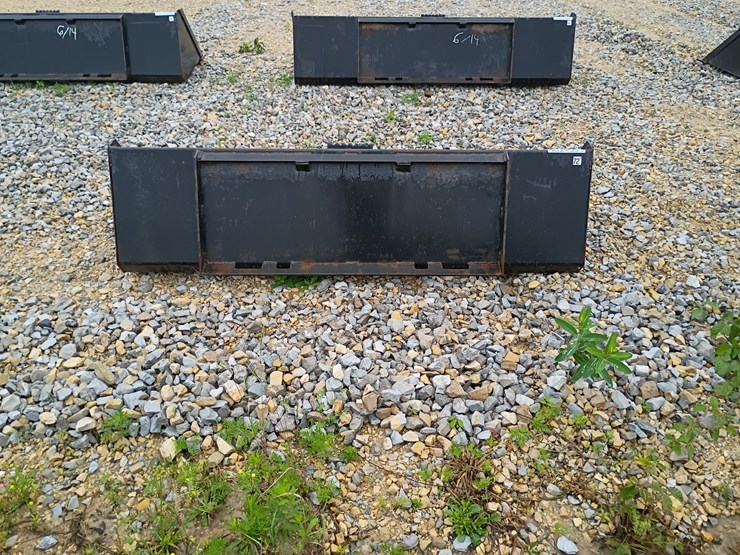 #24751-•-72"-smooth-bucket-skid-steer-attachment-image-3