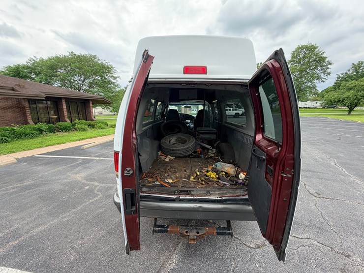 #24064-•-2007-ford-econoline-wagon-van-image-72