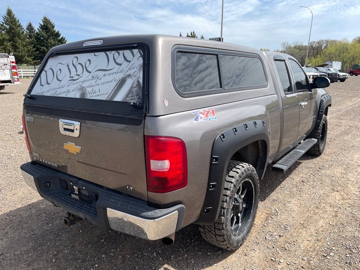 #1311-•-2012-chevrolet-silverado-pickup-truck-(has-title-in-delay)-image-5