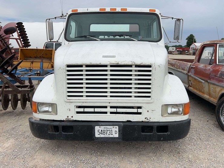 1996-international-4000-image-2