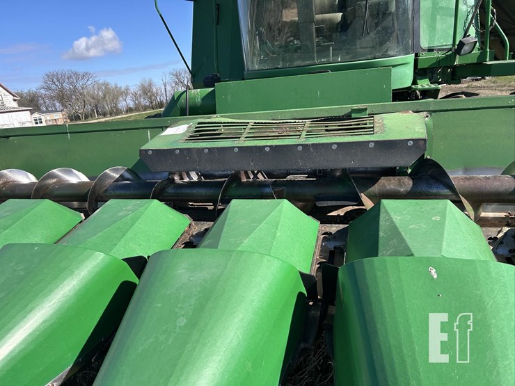 1982-john-deere-843-image-18