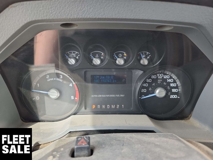 2013-ford-f450-image-24