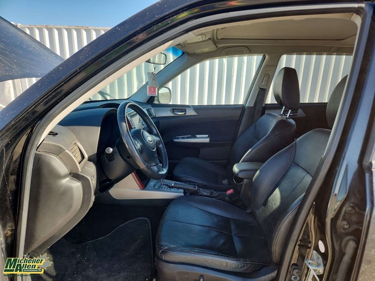 2010-subaru-forester-image-14