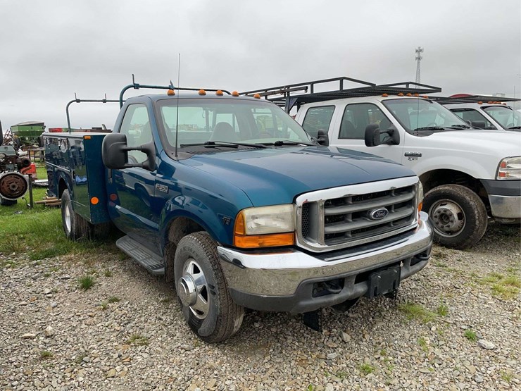 2001-ford-f350-image-2