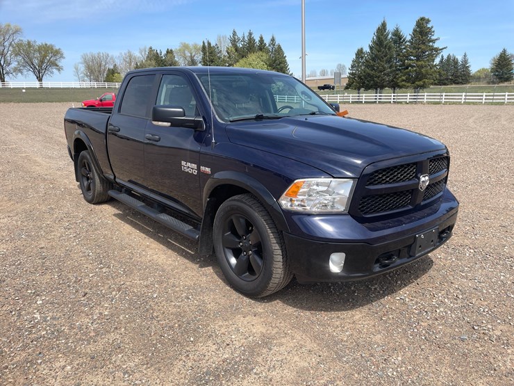2015-dodge-1500-image-7