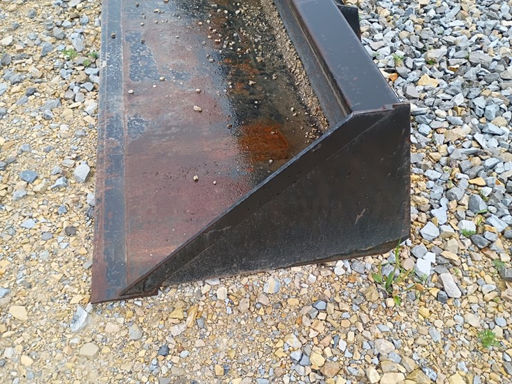 #24747-•-78"-smooth-bucket-skid-steer-attachment-image-7