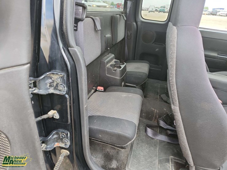 2008-chevrolet-colorado-lt-image-15
