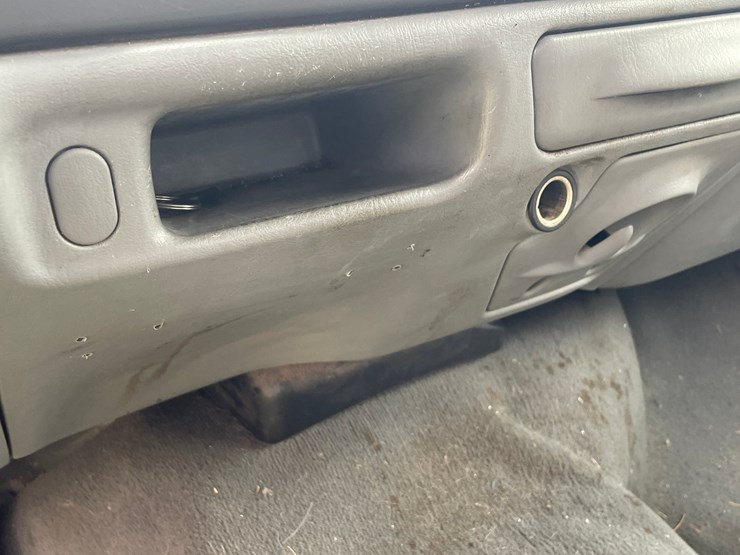 #2876-•-2001-f250-super-duty-truck-(no-title,-for-parts)-(or)-image-31