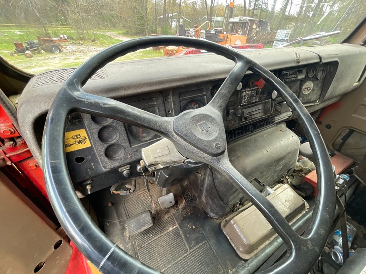1985-international-s2600-image-34