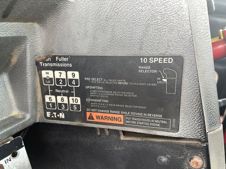1999-mack-ch600-image-47
