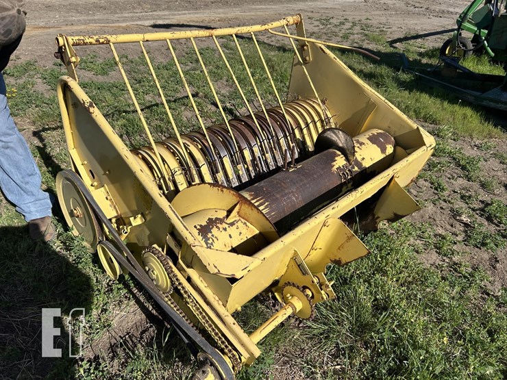 new-holland-717w-image-7
