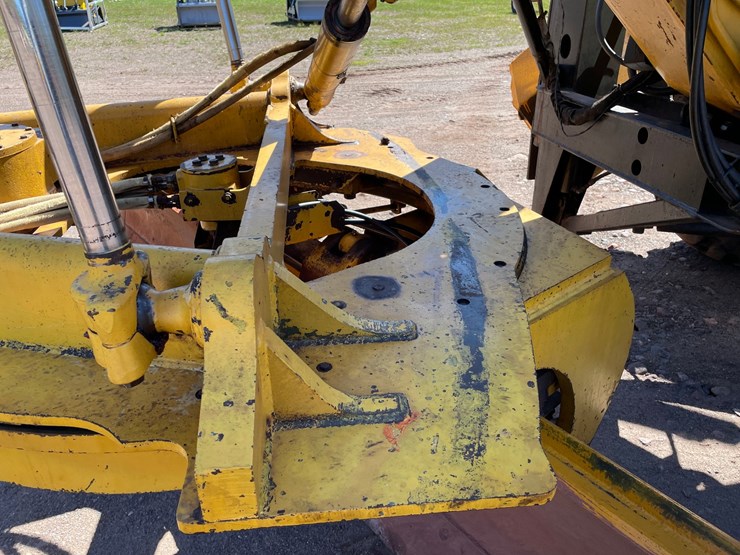 1993-deere-772bh-image-38