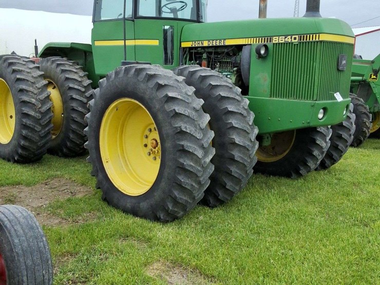 john-deere-8640-image-4