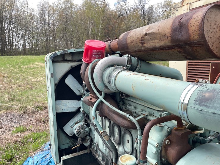 #2820-•-kato-200-kw-generator-(g)-image-9