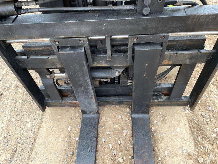 #1000-•-clark-glx30-forklift-image-8