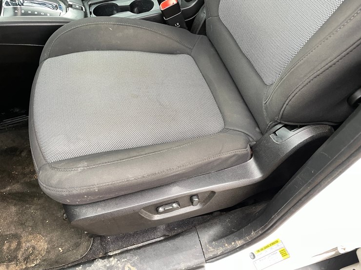 2012-chevrolet-captiva-image-24