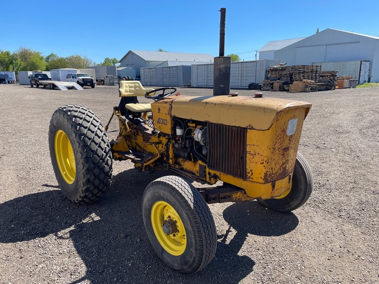 john-deere-302d-image-2