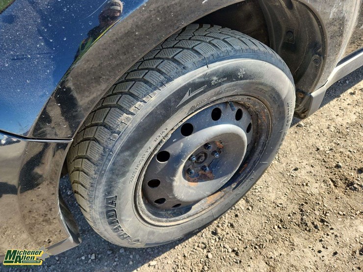 2010-subaru-forester-image-10