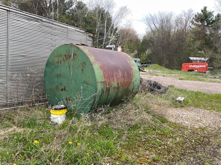 #2815-•-metal-fuel-tank-(g)-image-4