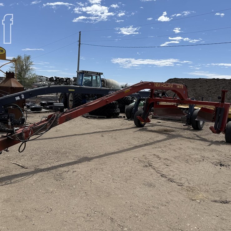 NEW HOLLAND 1475